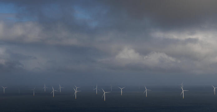 Offshore wind turbine farm