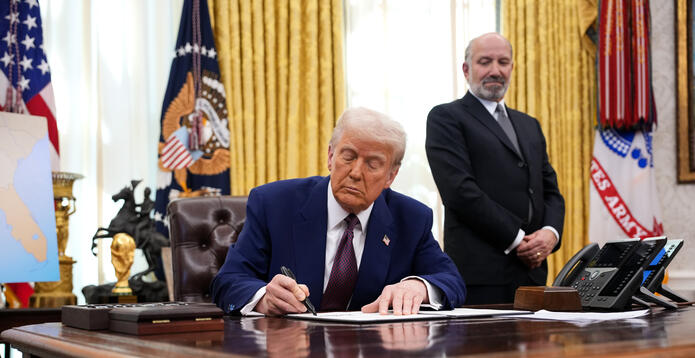 Trump signs tariffs memo