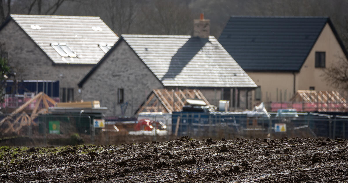 SEO UK new build construction site_Digital - SEOSocialEditorial image