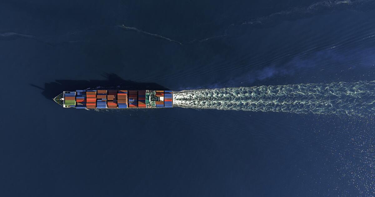 Container ship in sea_Digital - SEOSocialEditorial image (1)