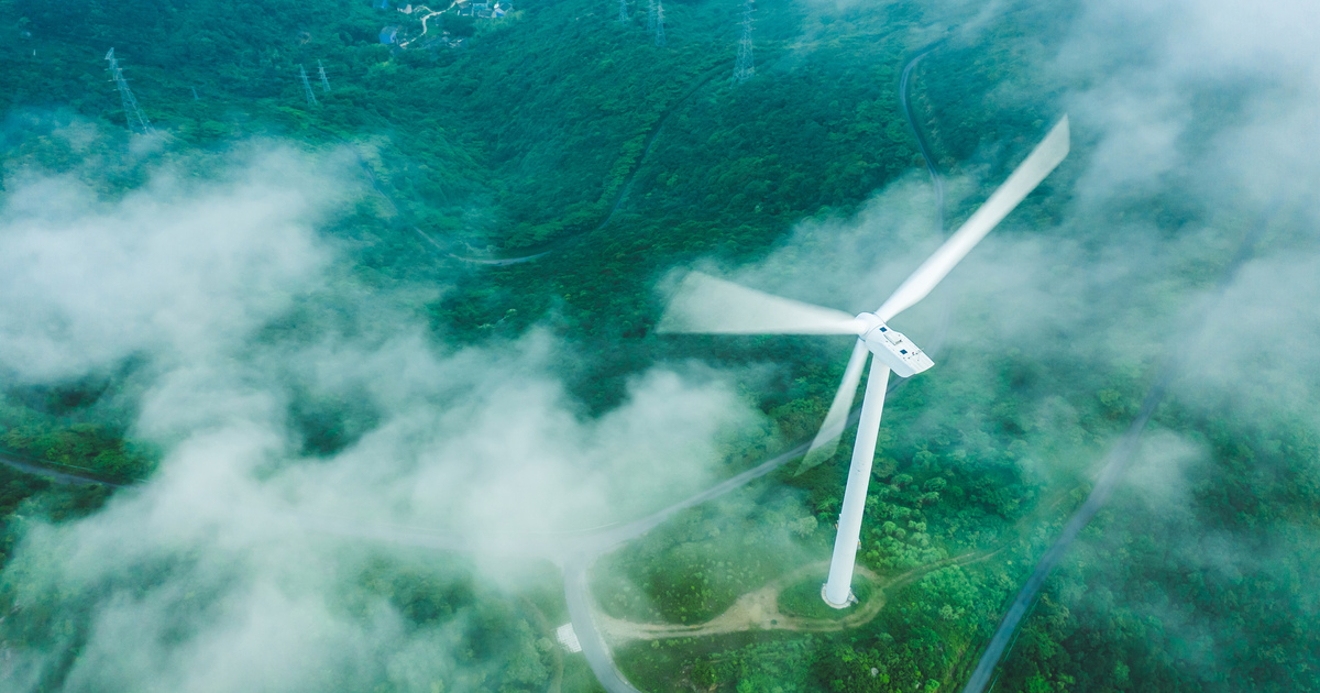 wind turbine on mountain seo